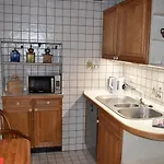 Pautzen Haus *