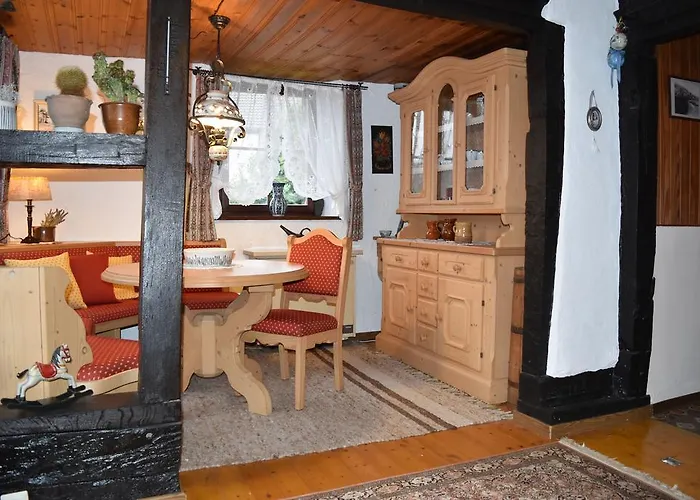 Pautzen Haus Даун